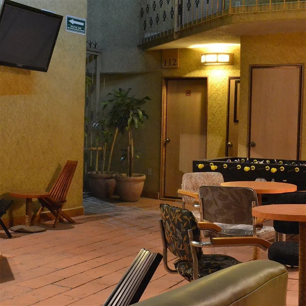 Capital O Hotel Valencia Puebla
