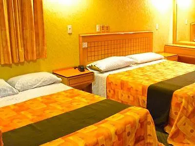 Capital O Hotel Valencia Puebla