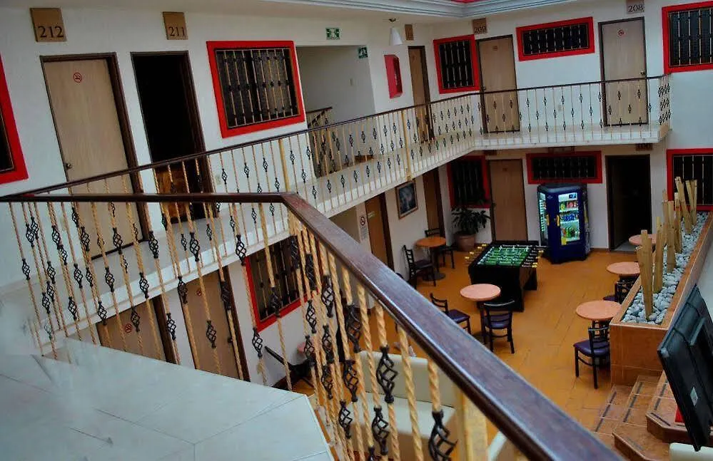 Capital O Hotel Valencia Puebla Mexico